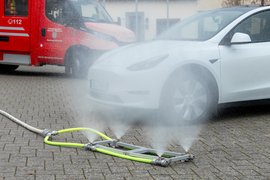 SnakE - modulares Löschsystem - IBC-Modul SnakE - modulares Löschsystem - IBC-Modul