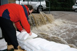 FloodSax - Moderner Hochwasserschutz für Feuerwehr, Katastrophenschutz und Kommunen FloodSax - Moderner Hochwasserschutz für Feuerwehr, Katastrophenschutz und Kommunen