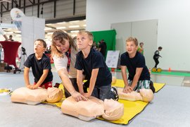 Bei den Johannitern Zivil- und Katastrophenschutz hautnah erleben Bei den Johannitern Zivil- und Katastrophenschutz hautnah erleben