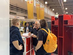 Für Profis gemacht: Einsatzspinde zum Anfassen auf der Messe FLORIAN  Für Profis gemacht: Einsatzspinde zum Anfassen auf der Messe FLORIAN